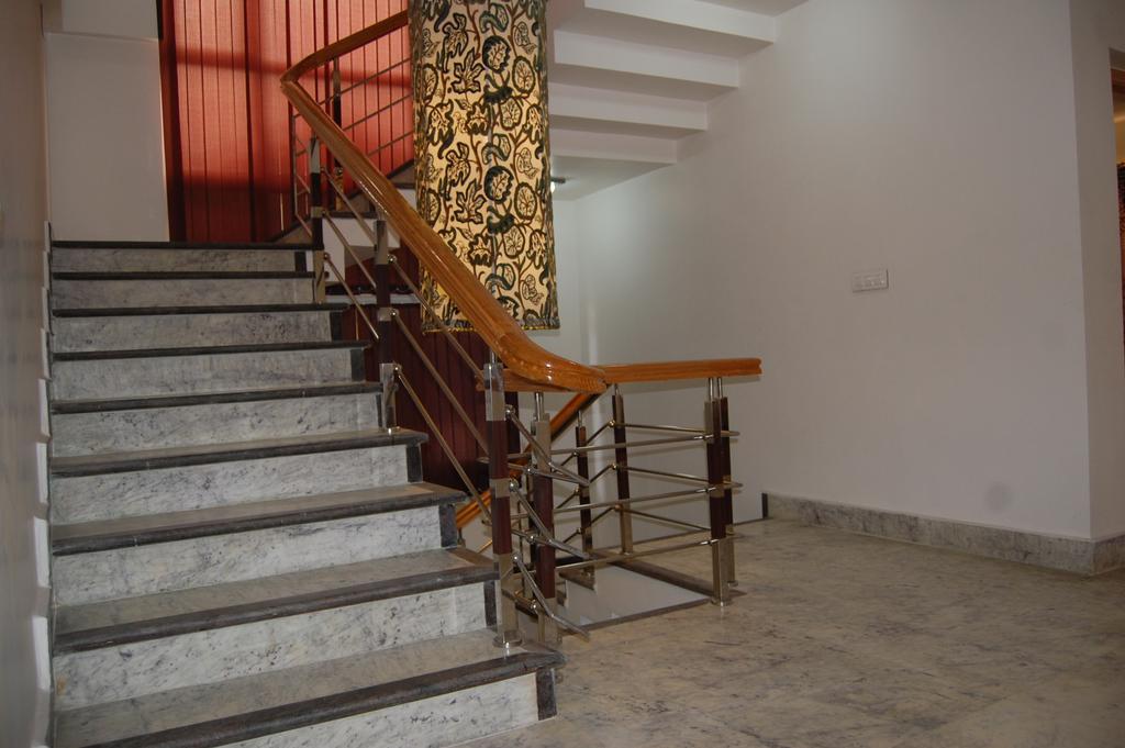 Srīnagar The Hyde Park Inn الغرفة الصورة